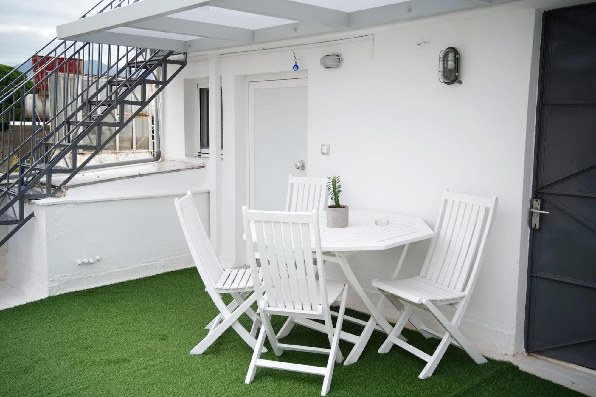Central Aesthetic Studio With Panoramic Views Patras Exteriör bild